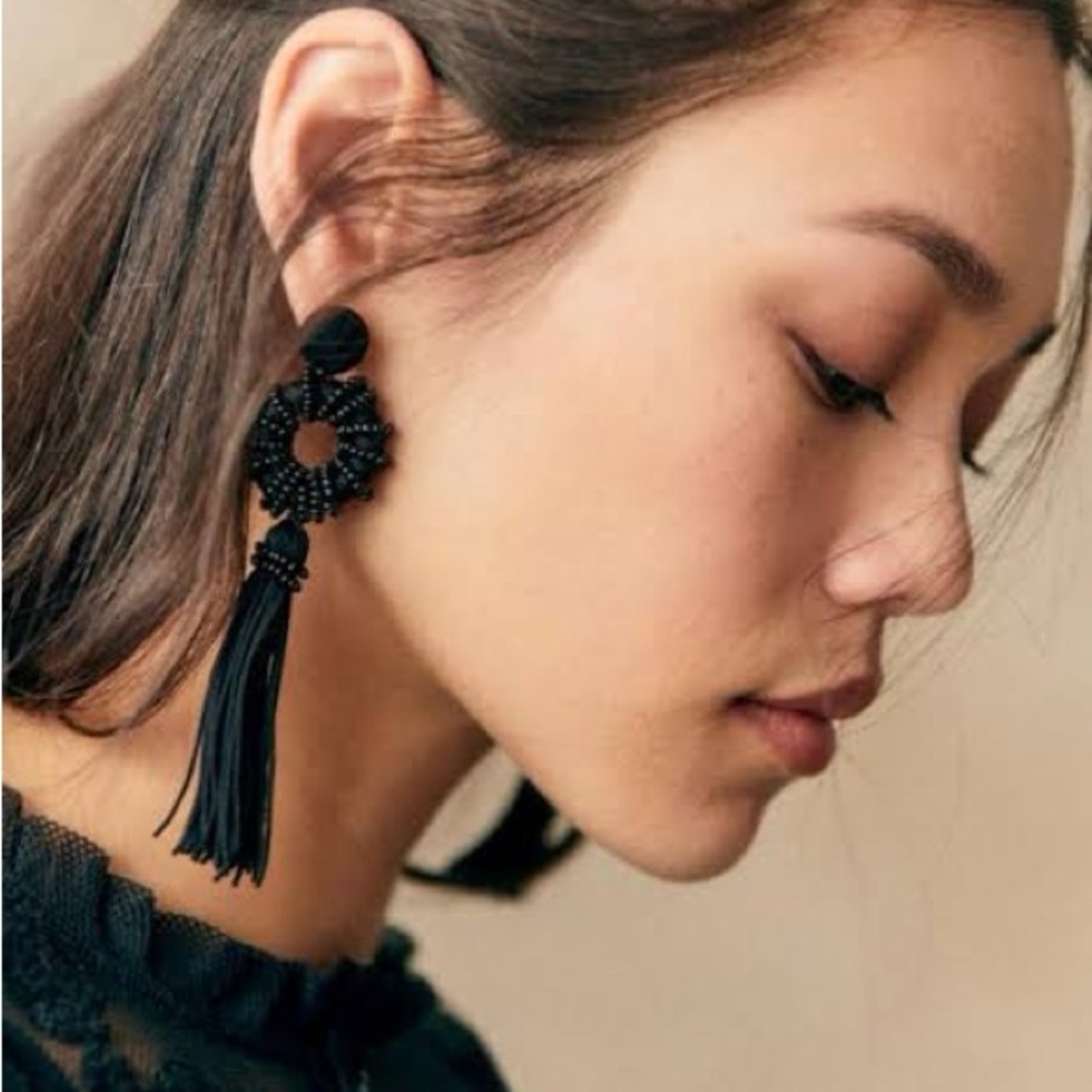 BNWT Sezane Black Beaded Tassel Earrings
